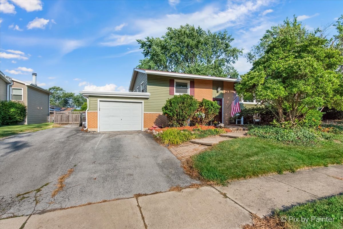 15433 David Lane