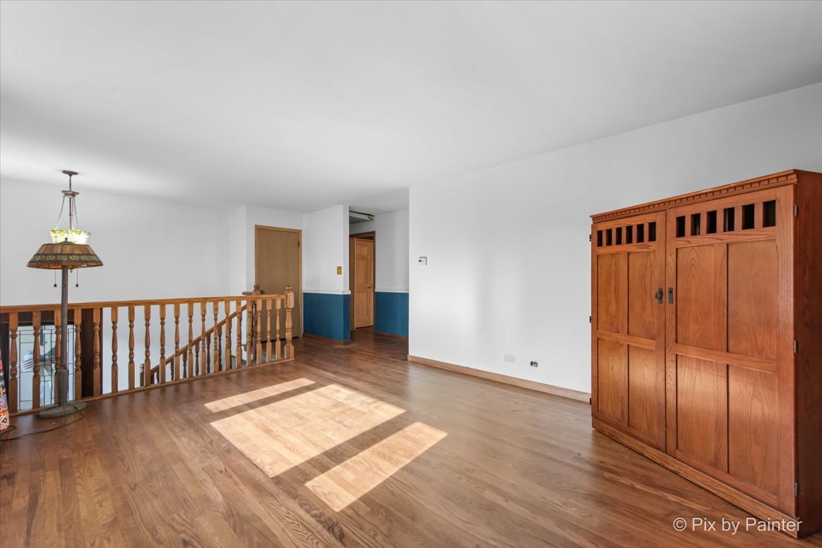 15433 David Lane