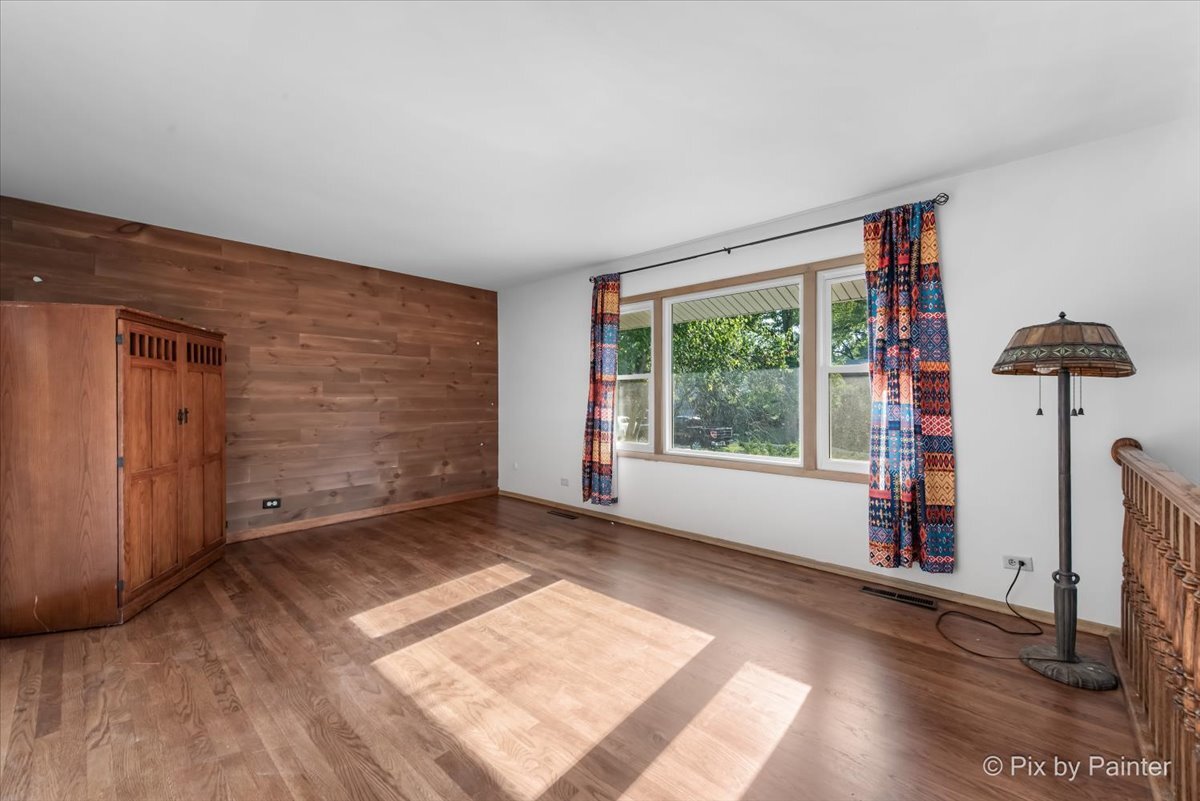 15433 David Lane
