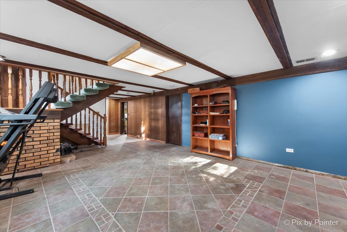 15433 David Lane