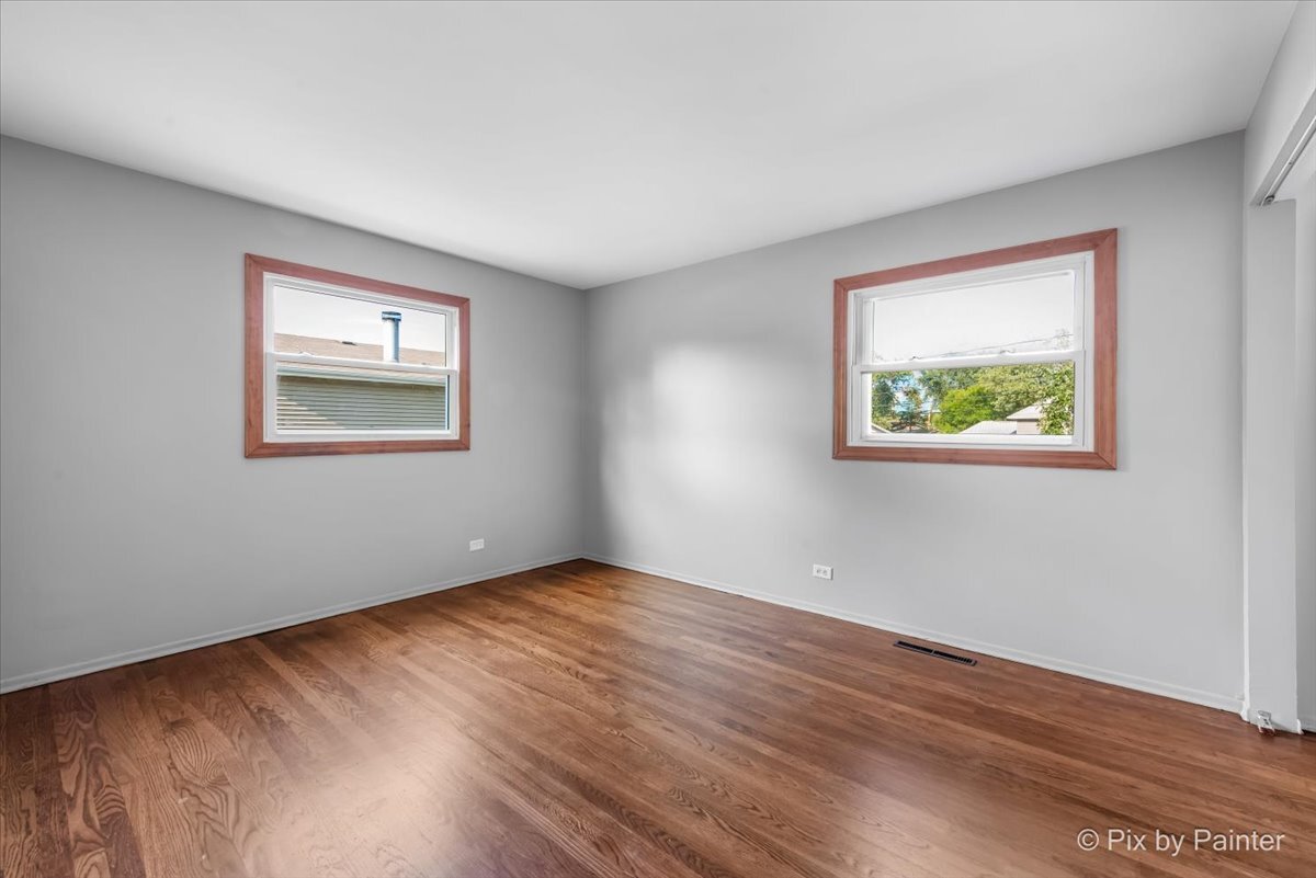 15433 David Lane