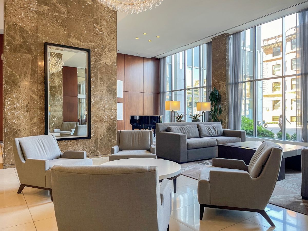 655 W Irving Park Road Unit: 4811