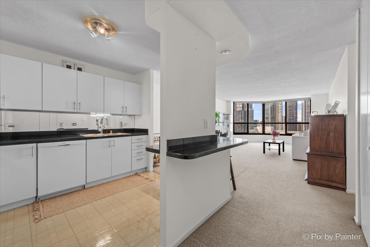 405 N WABASH Avenue Unit: 2314
