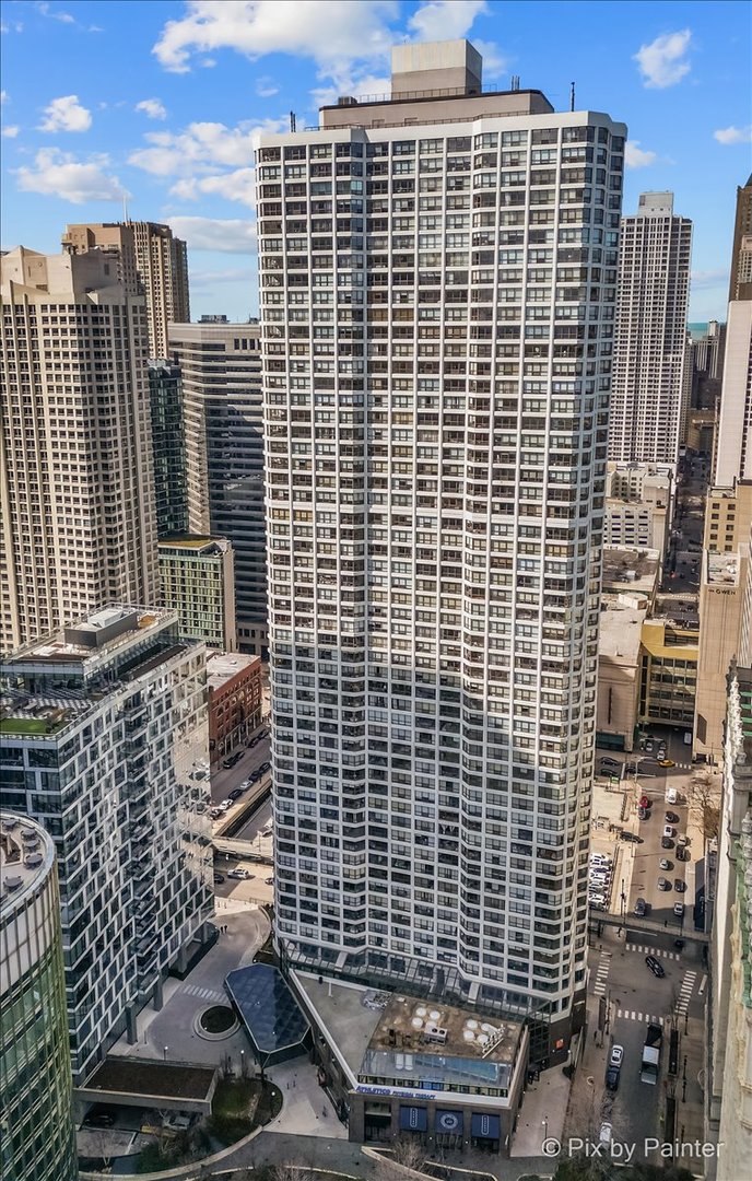 405 N WABASH Avenue Unit: 2314