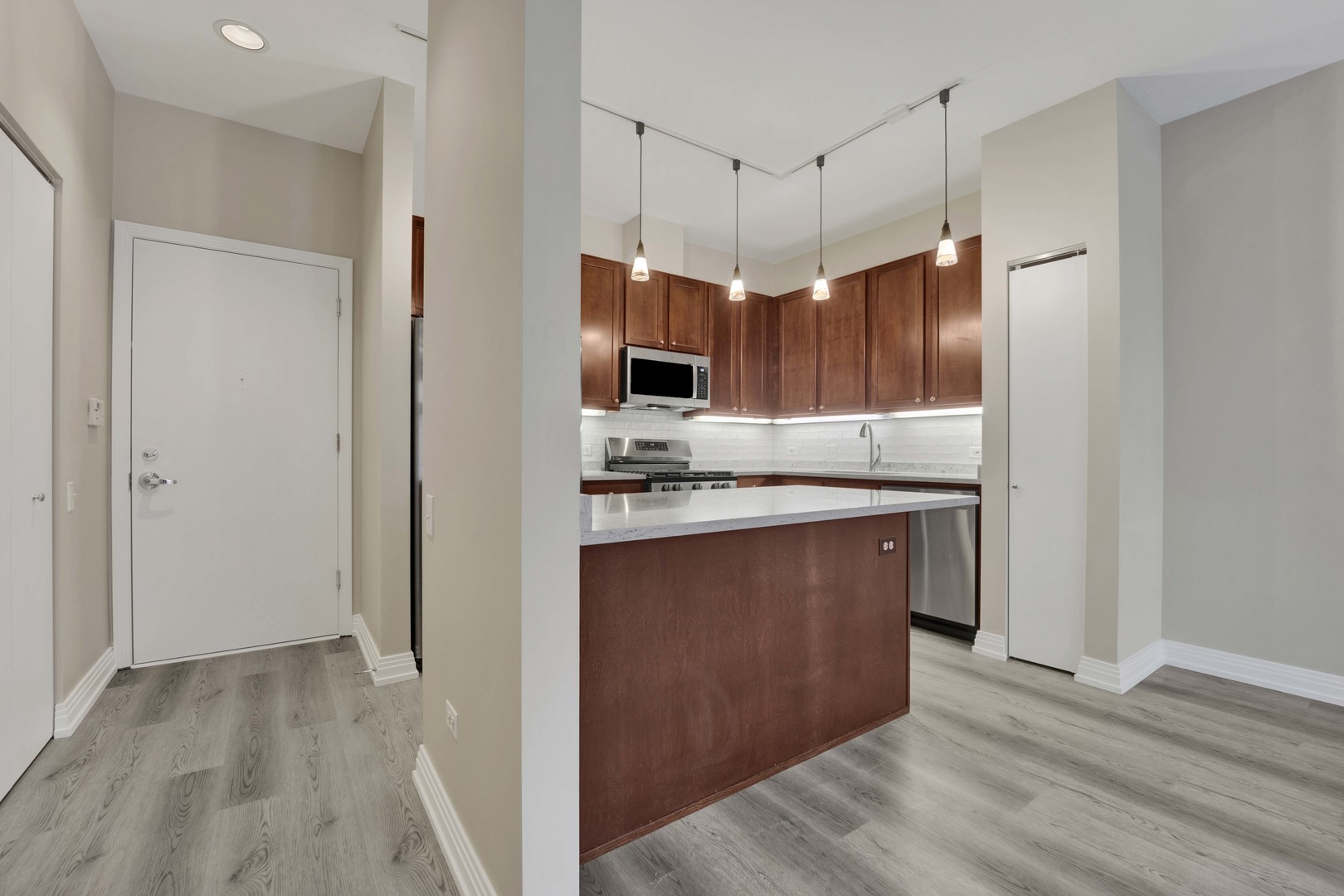 550 W Fulton Street Unit: 507