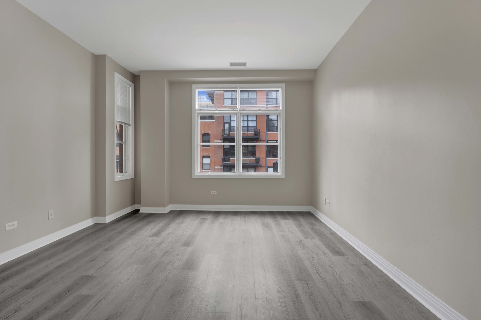 550 W Fulton Street Unit: 507