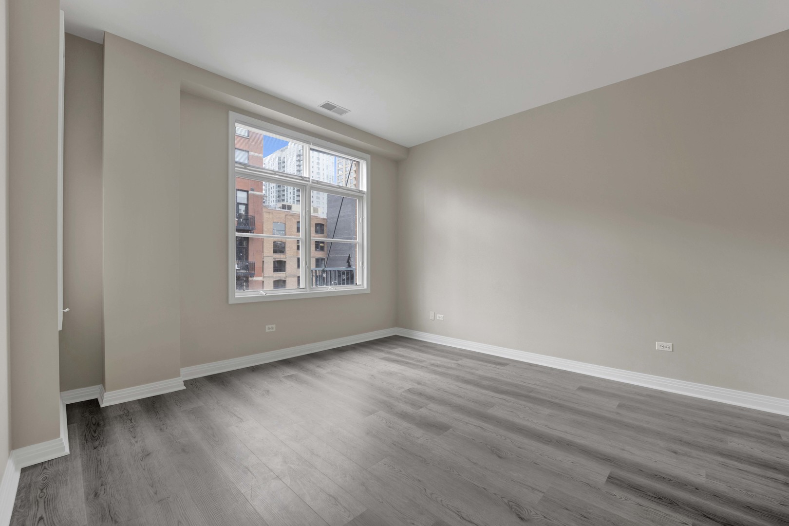 550 W Fulton Street Unit: 507