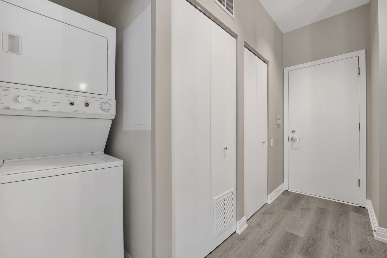 550 W Fulton Street Unit: 507