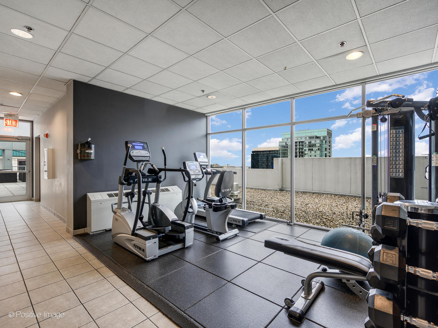 421 W Huron Street Unit: 808