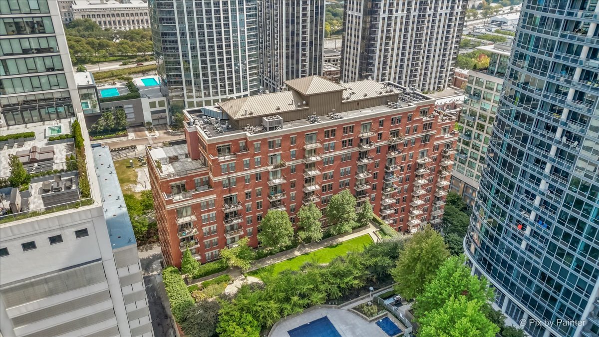 1250 S Indiana Avenue Unit: 1011