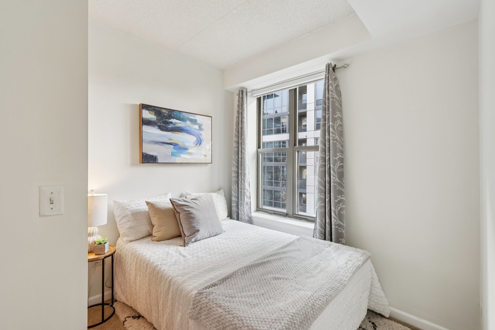 1250 S Indiana Avenue Unit: 1011