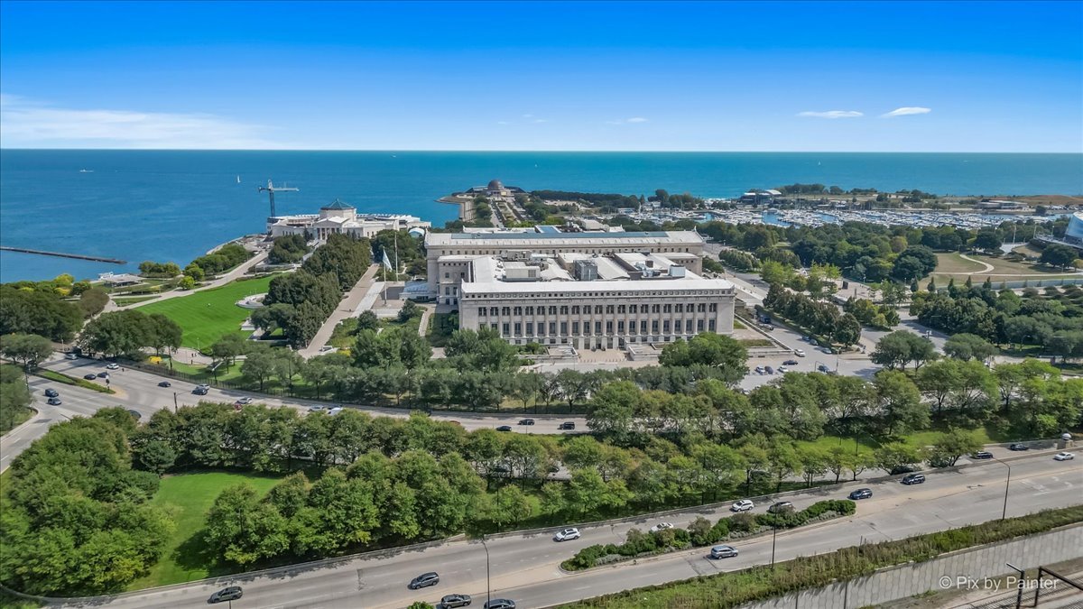 1250 S Indiana Avenue Unit: 1011
