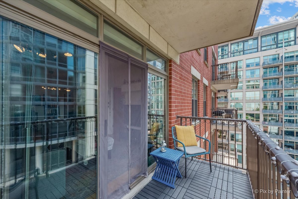 1250 S Indiana Avenue Unit: 1011