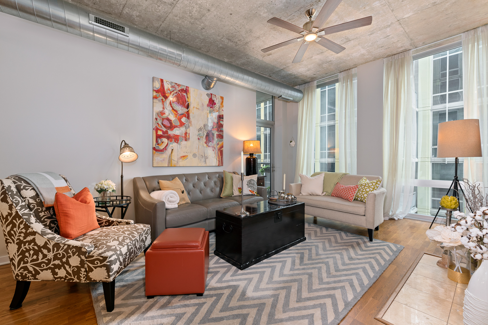 700 N Larrabee Street Unit: 1406