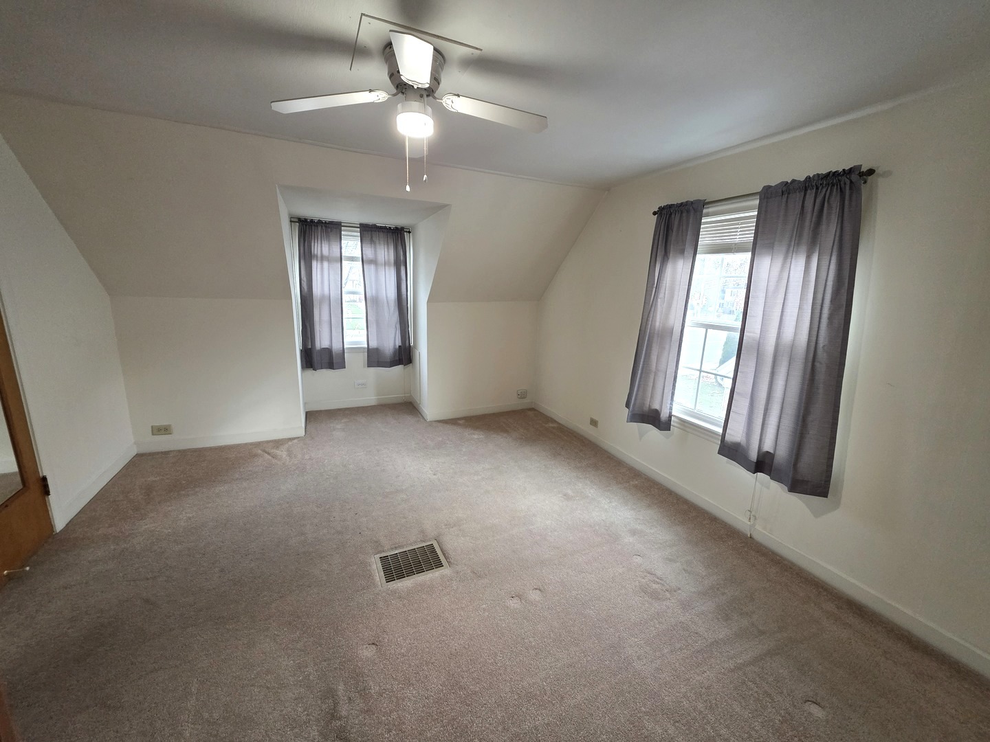 436 S Arlington Heights Road