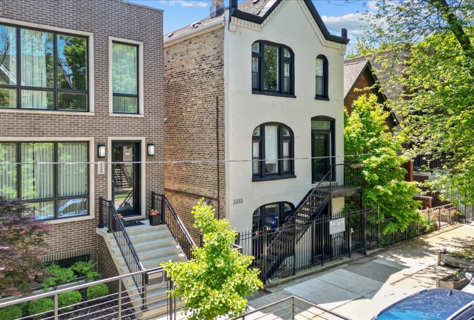 2233 W Shakespeare Avenue Unit: 1F