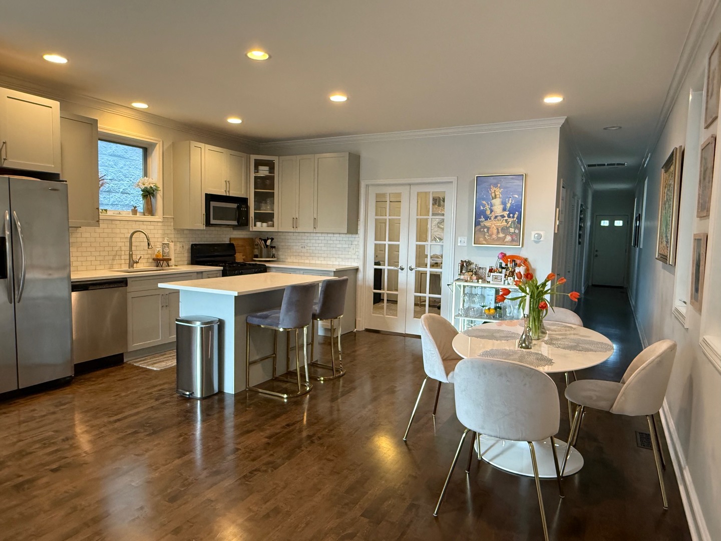1319 N Bosworth Avenue Unit: 2