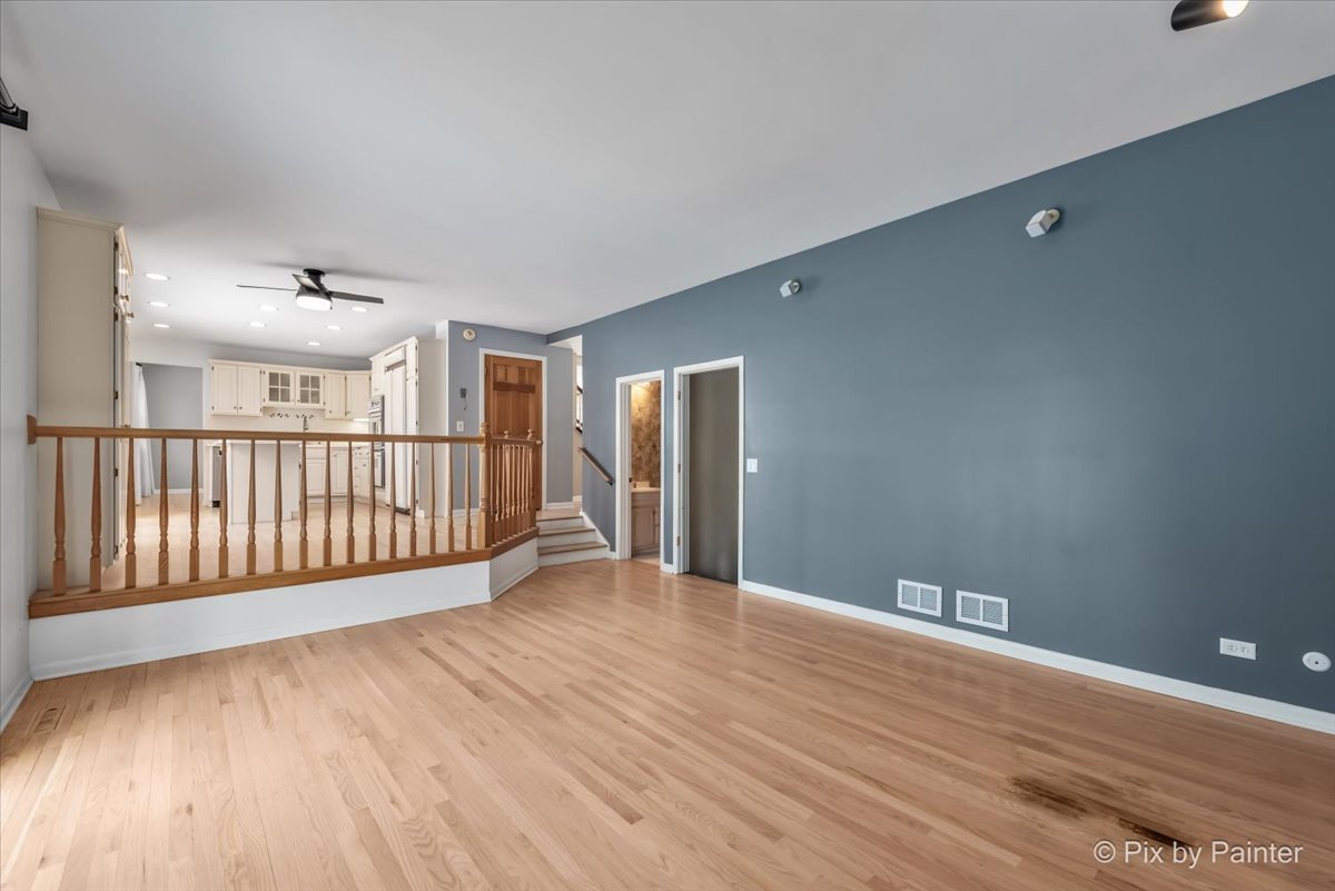 4452 Burgundy Place
