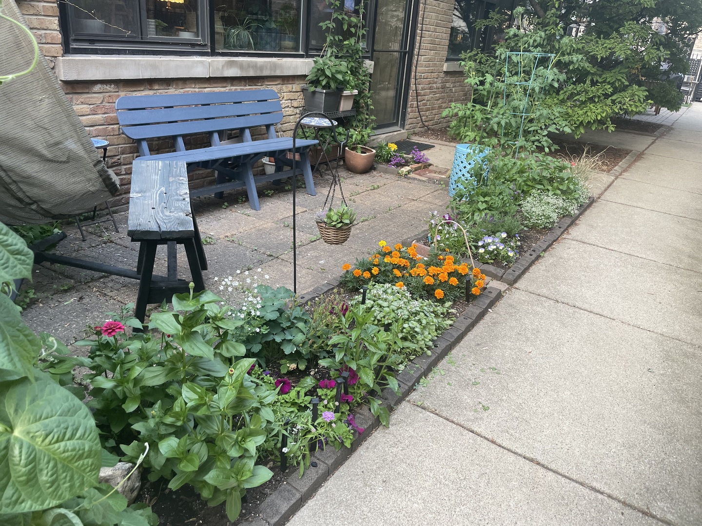 1137 N Wood Street Unit: 1F