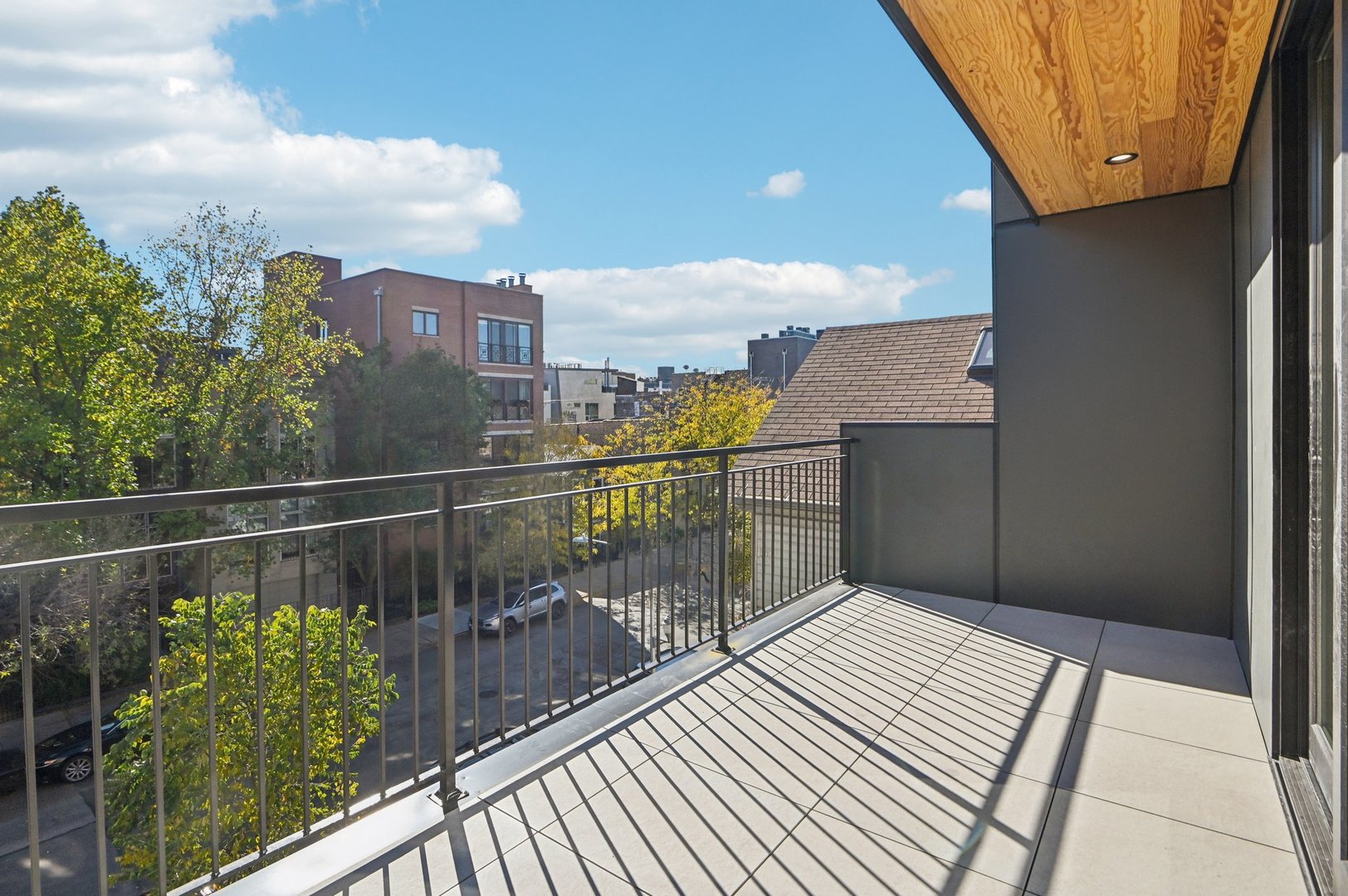 1536 W Chestnut Street Unit: B