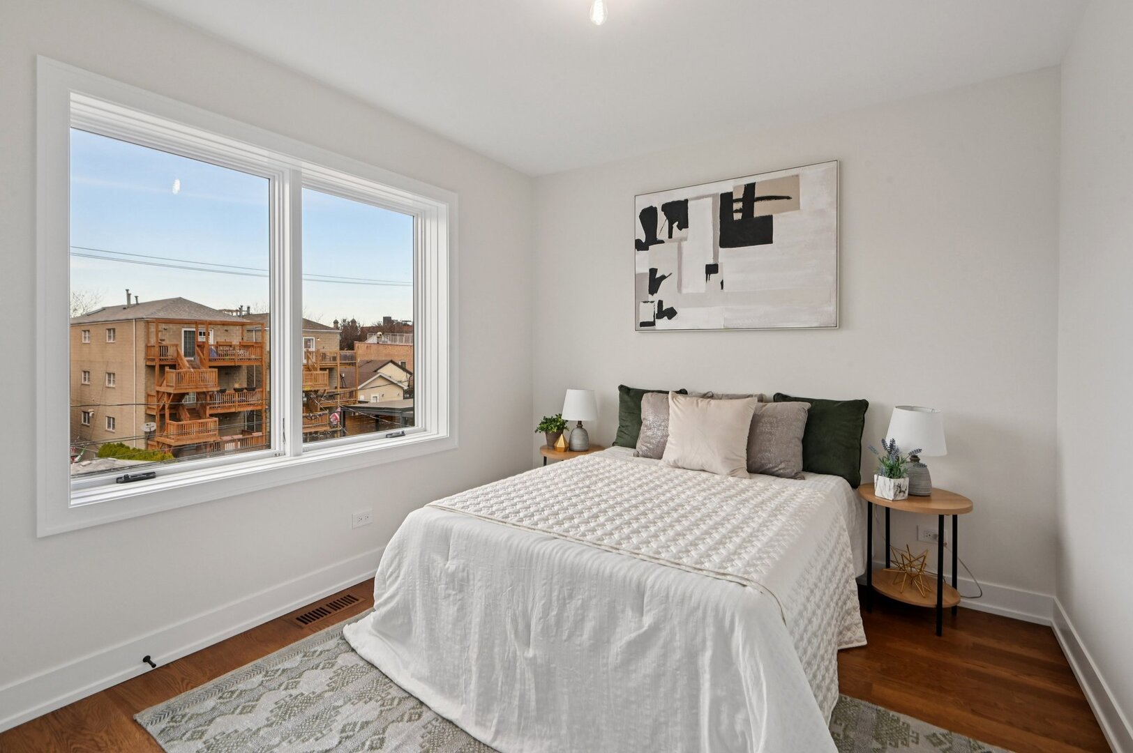 1536 W Chestnut Street Unit: B