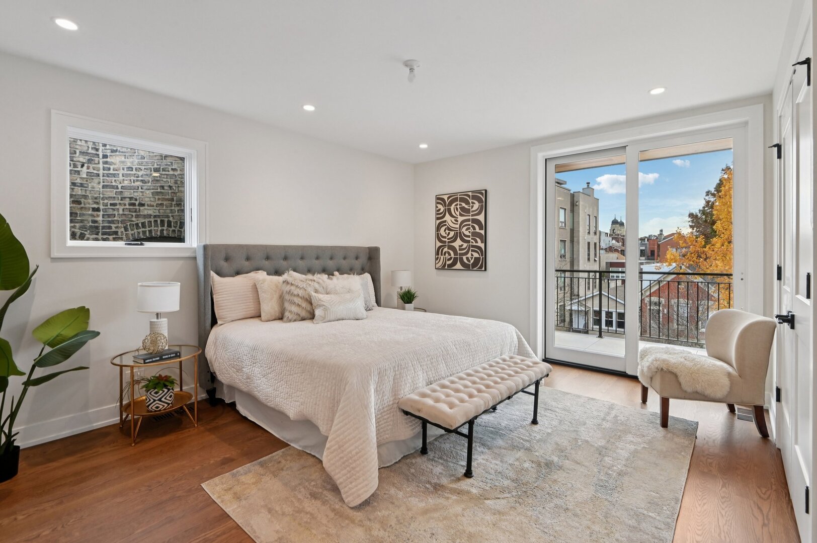 1536 W Chestnut Street Unit: B