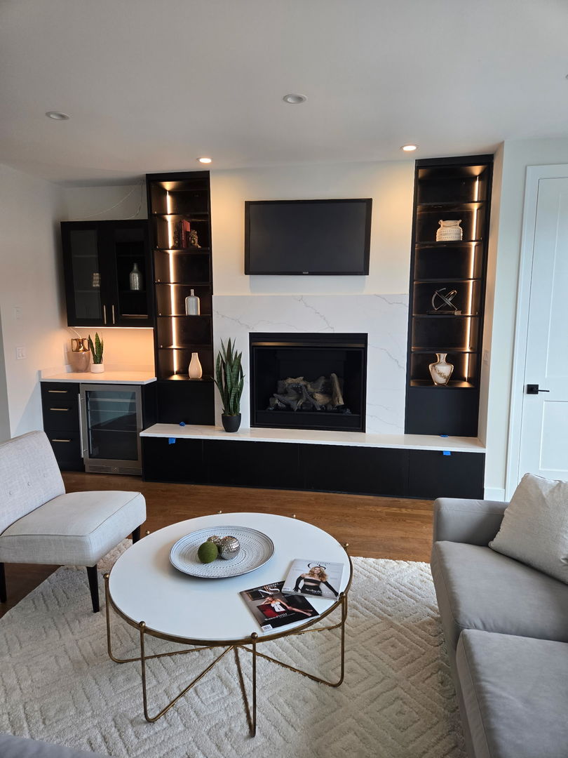 1536 W Chestnut Street Unit: B