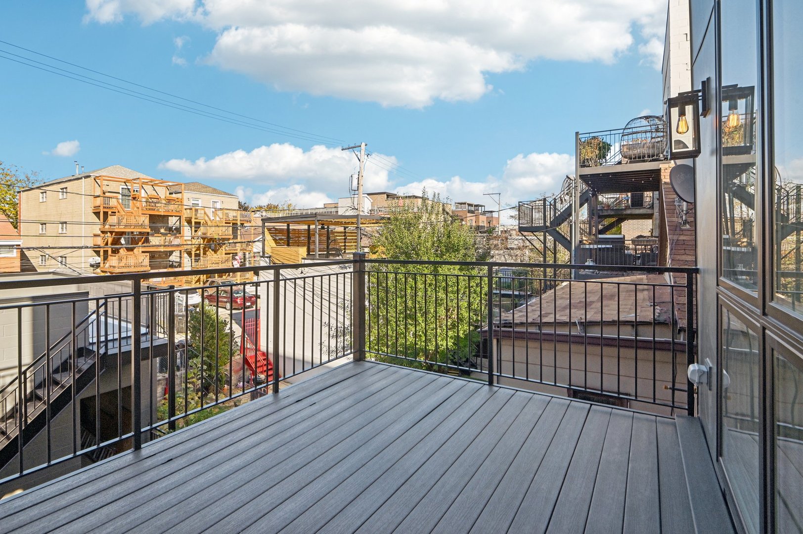 1536 W Chestnut Street Unit: B