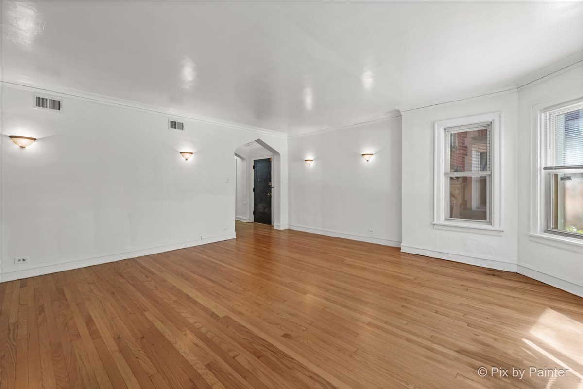 7839 S Kingston Avenue