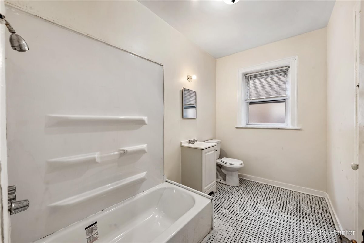 7839 S Kingston Avenue