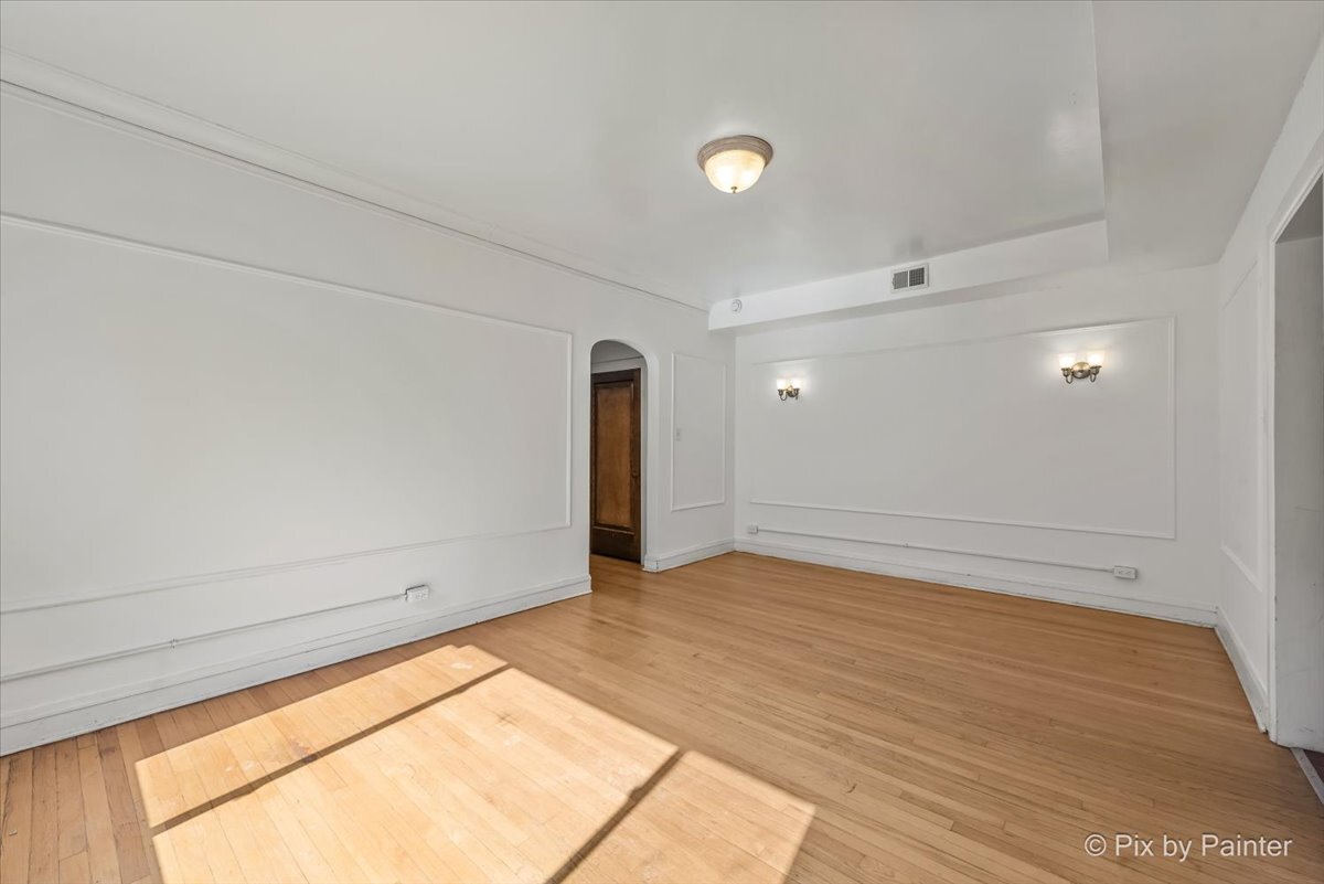 7839 S Kingston Avenue