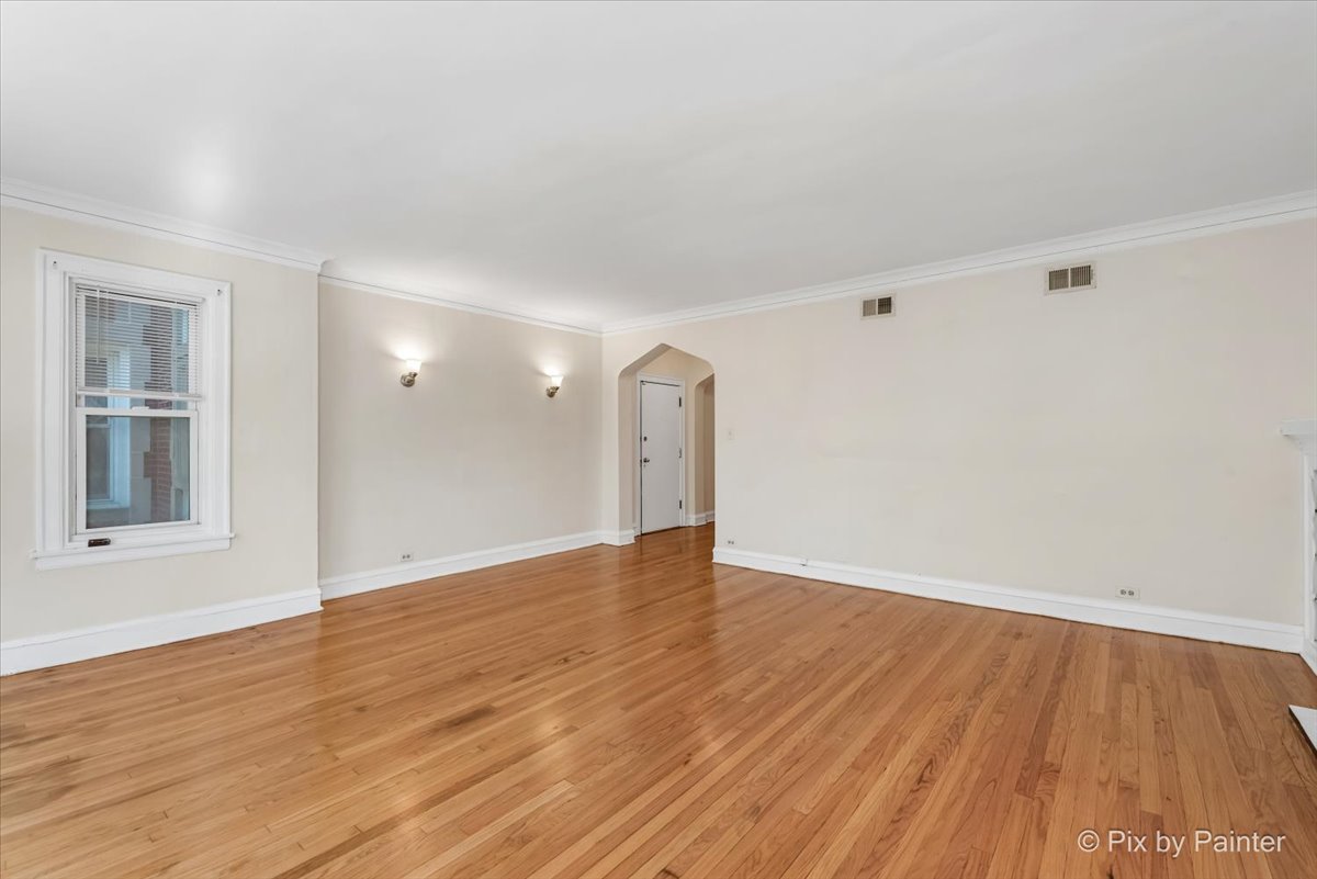 7839 S Kingston Avenue