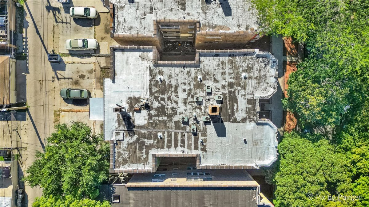 7839 S Kingston Avenue