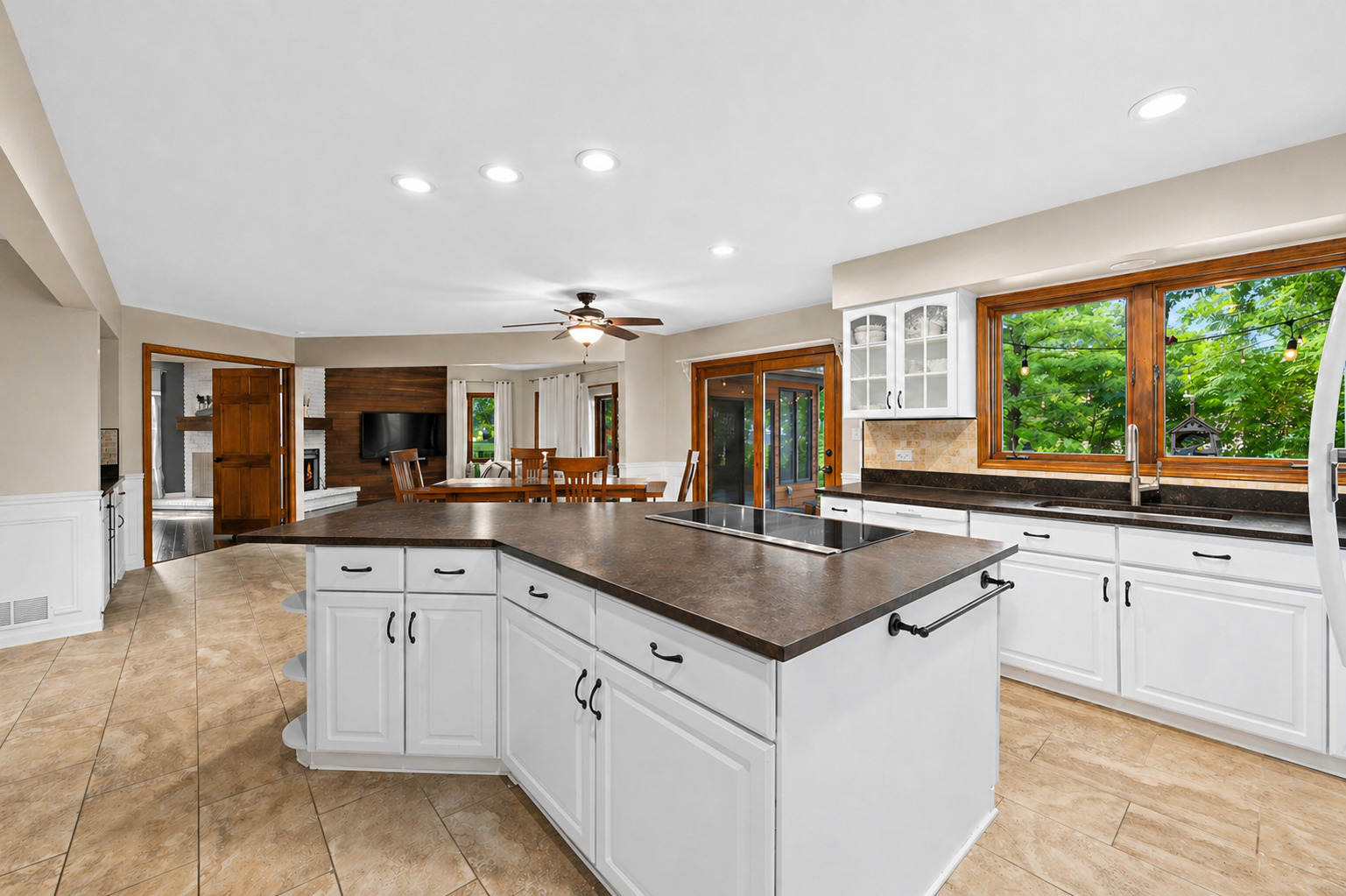 2734 Alyssa Drive