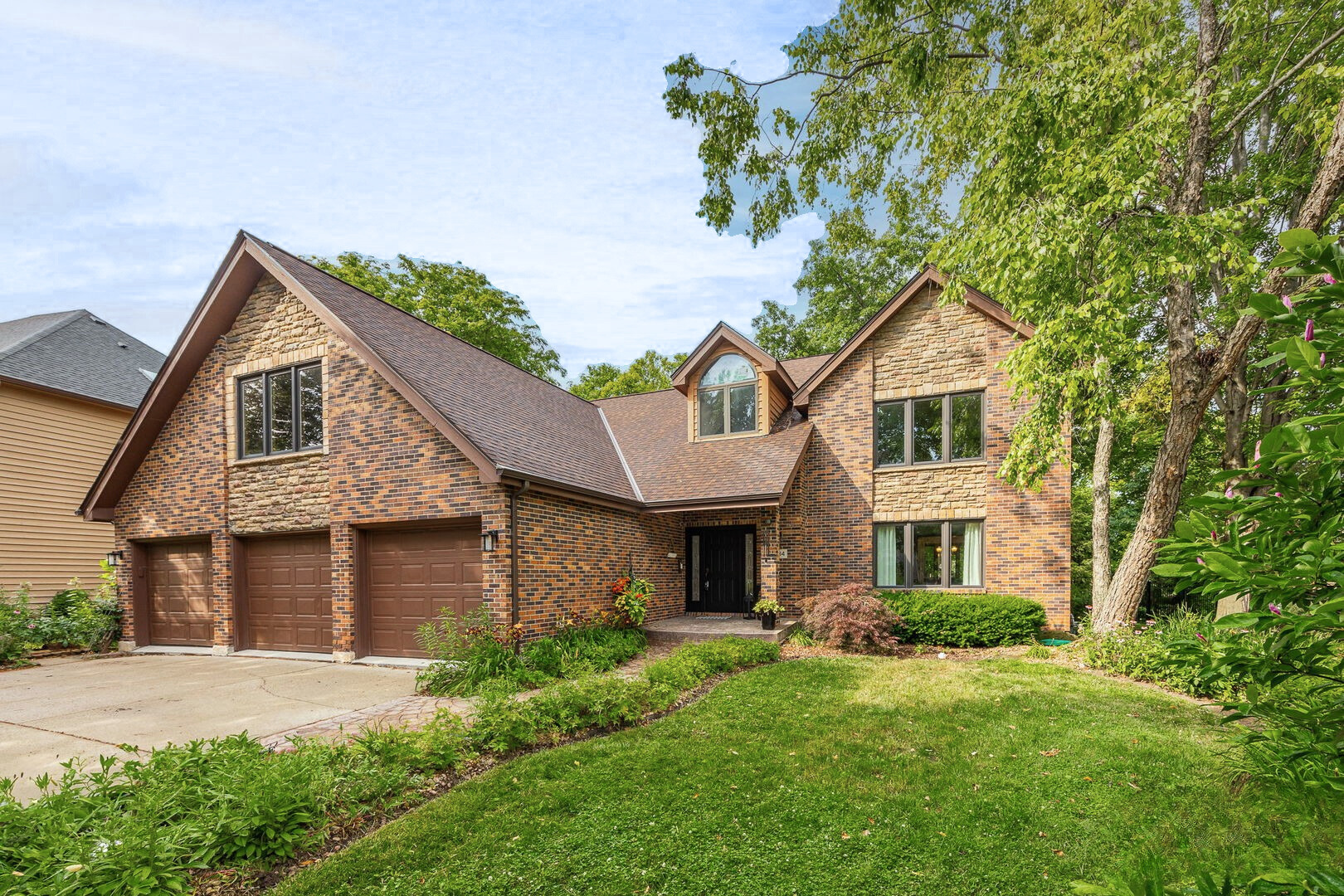 2734 Alyssa Drive