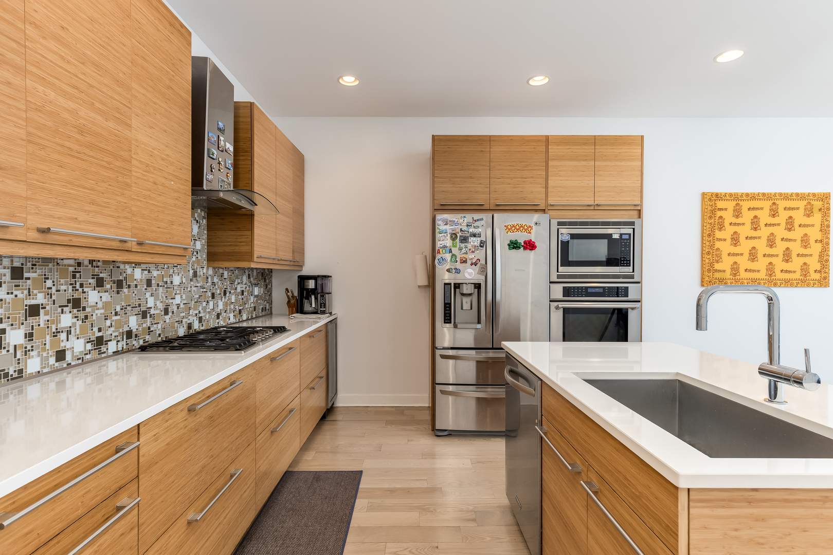 922 N Hermitage Avenue Unit: 2