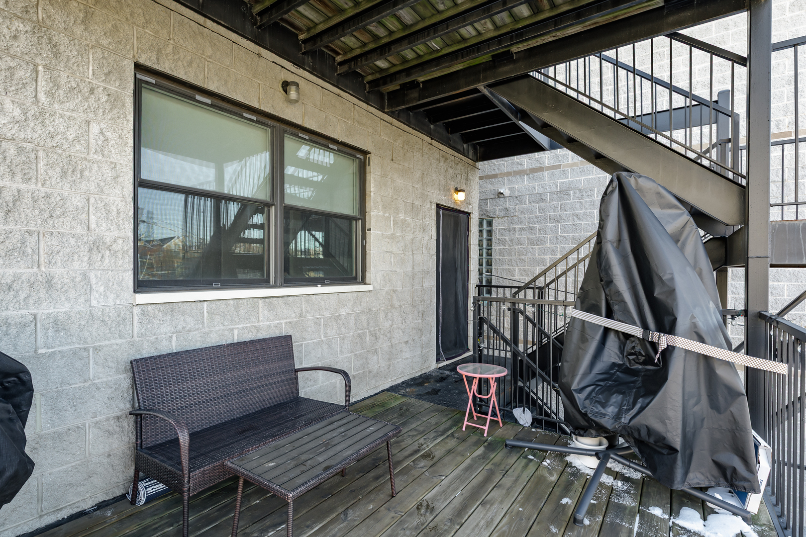 922 N Hermitage Avenue Unit: 2