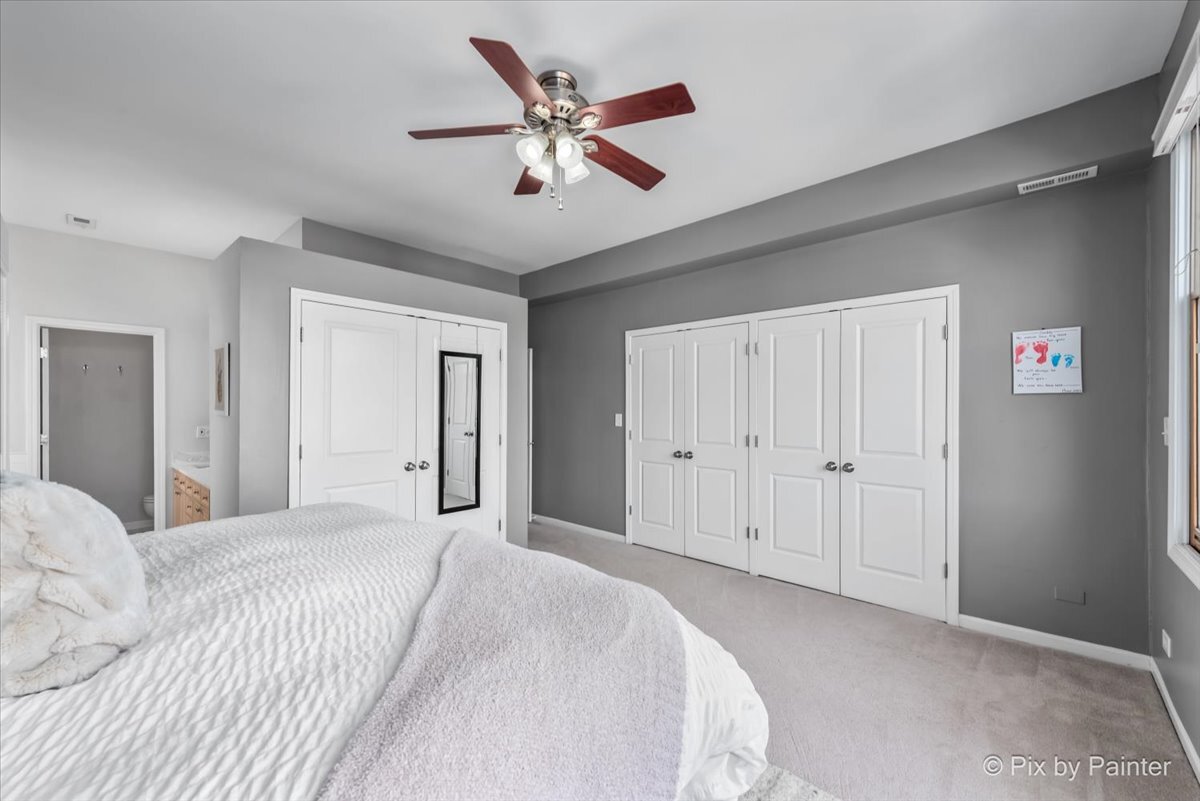 1636 W Erie Street Unit: 3E