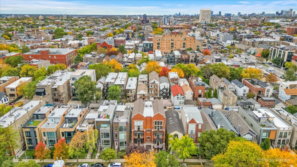 1636 W Erie Street Unit: 3E