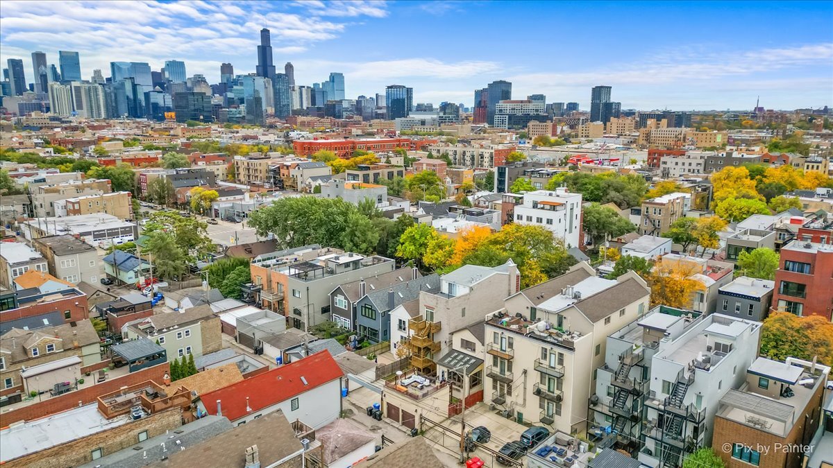 1636 W Erie Street Unit: 3E