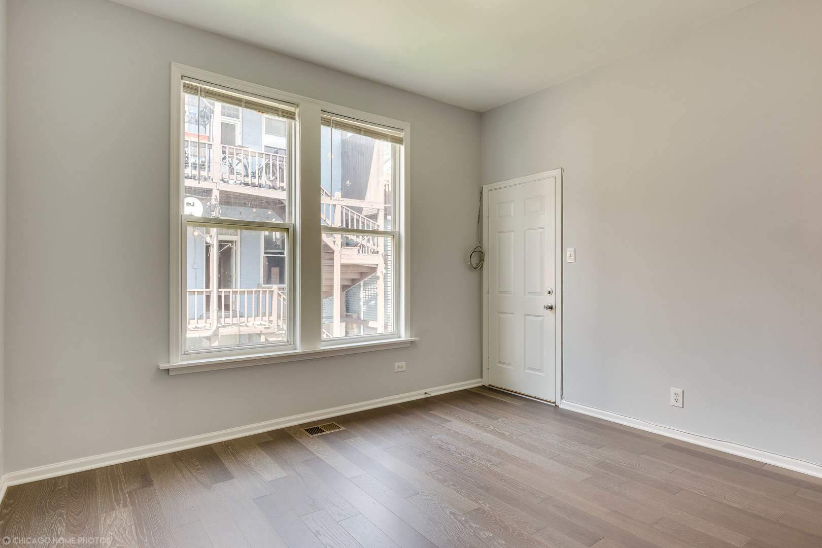 3323 W Potomac Avenue