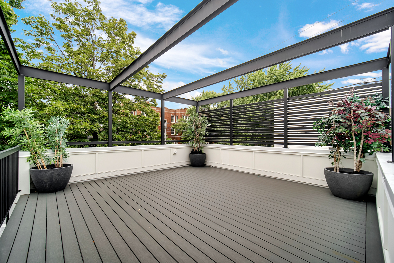 3434 W Palmer Street