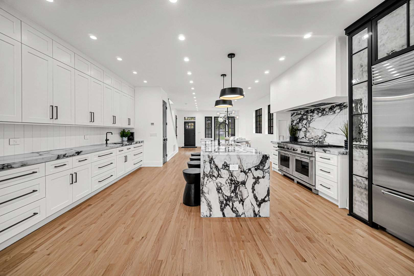 3434 W Palmer Street