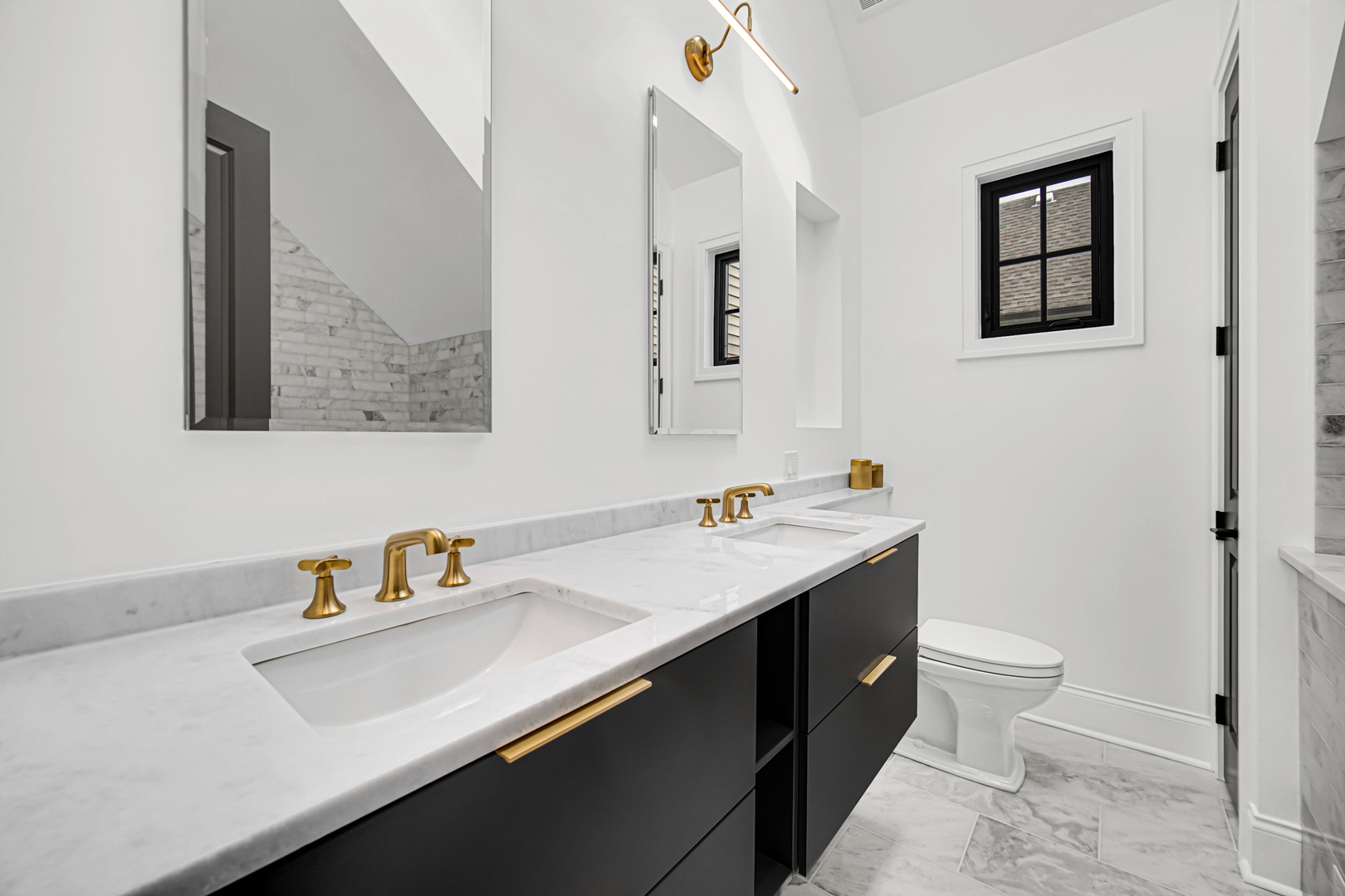 3434 W Palmer Street