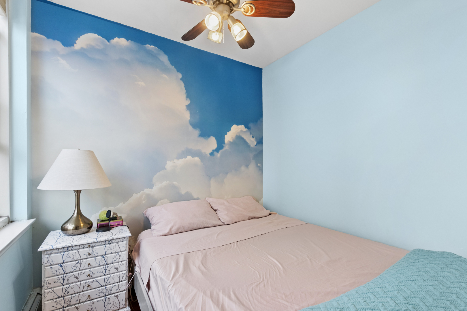 3033 N Sheridan Road Unit: 1502