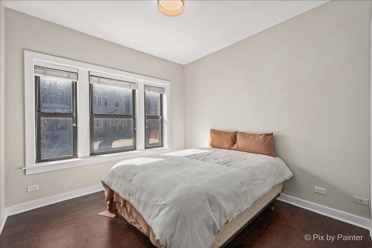 1448 W Roscoe Street Unit: 1E