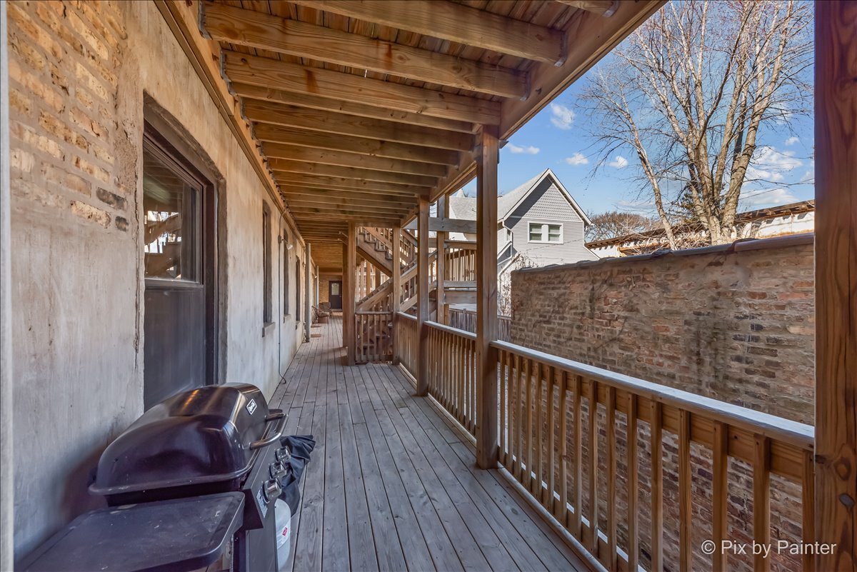 1448 W Roscoe Street Unit: 1E