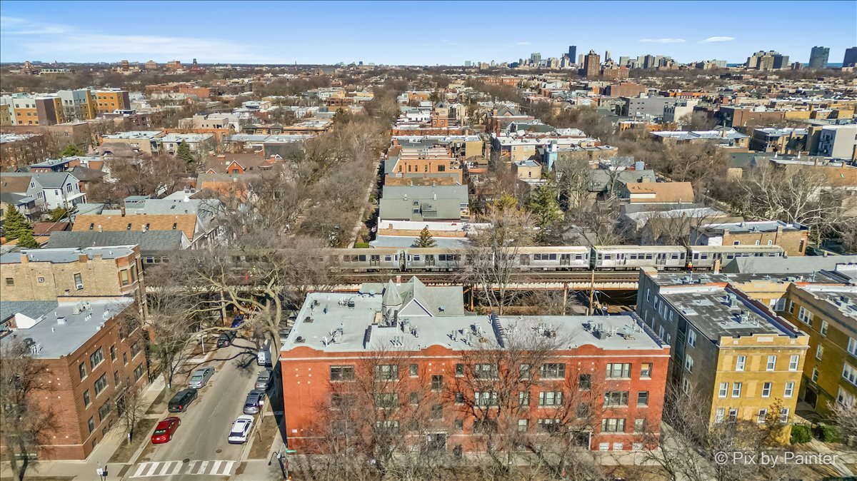 1448 W Roscoe Street Unit: 1E