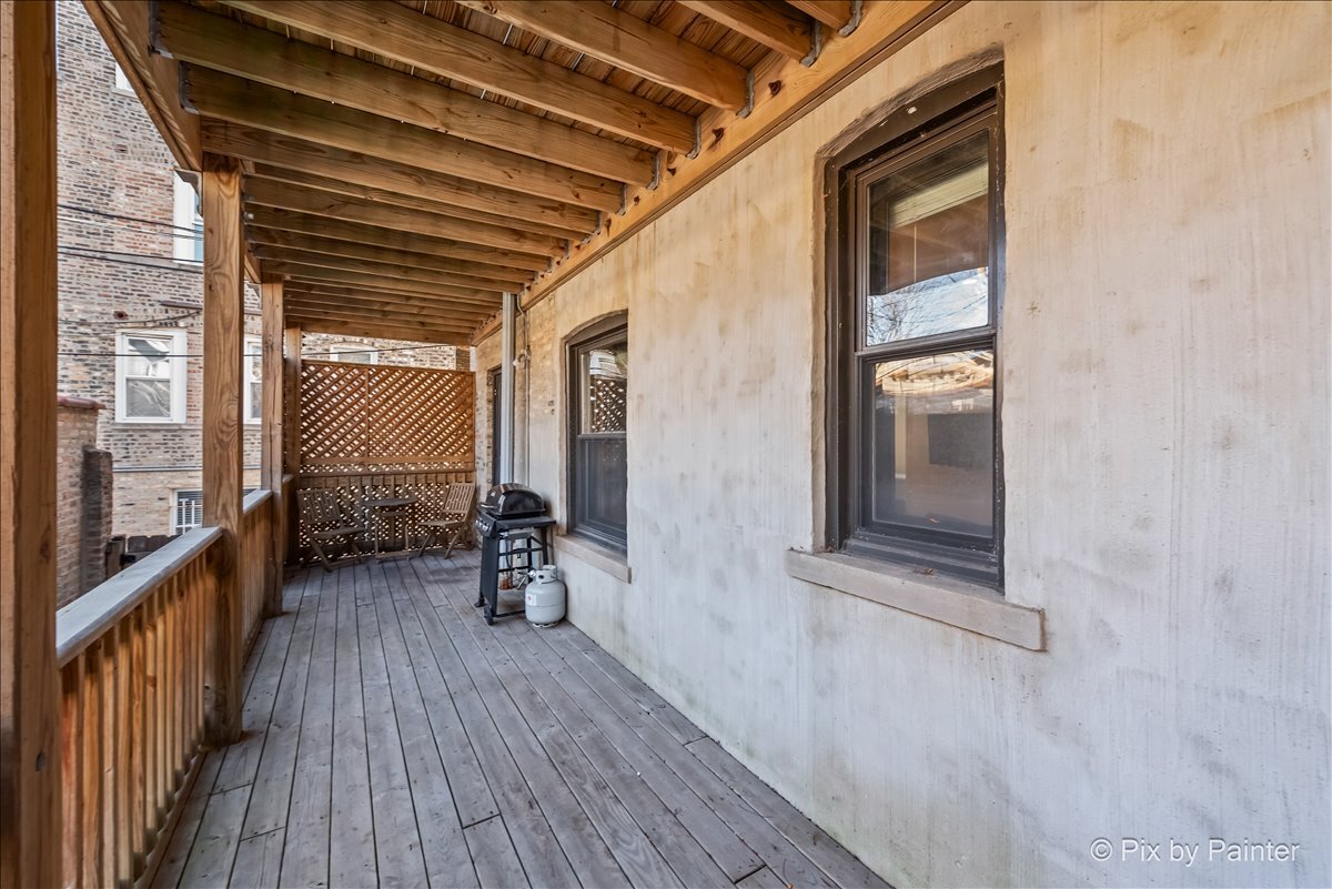 1448 W Roscoe Street Unit: 1E