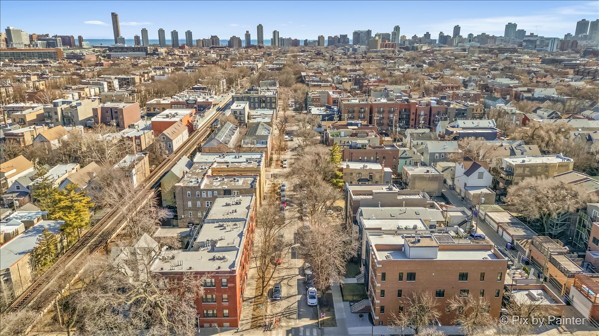 1448 W Roscoe Street Unit: 1E